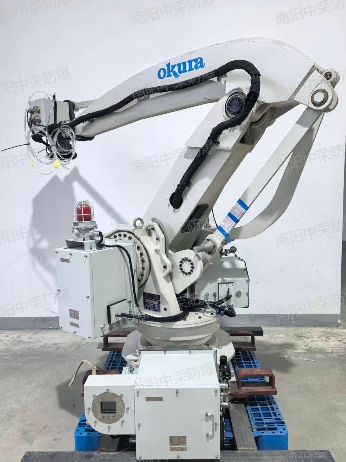 防爆機械臂